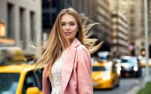 様々なタイプの男性にモテる女性の特徴