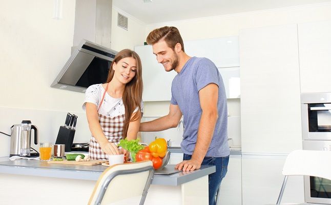 結婚後は浮気心が消滅!? 遊んでいても、将来落ち着く男子の特徴
