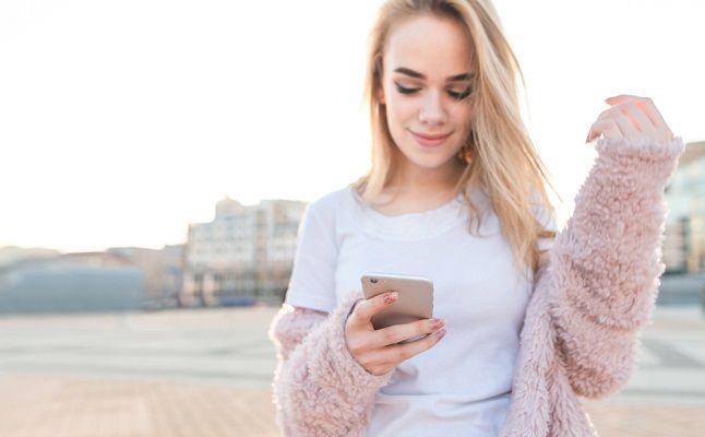 「イタい女」認定されてるかも？SNSでやると彼氏ができないNG行動