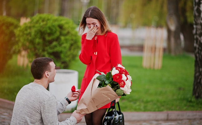 男性が結婚したいと思う女性はこんな女性！【ひとみしょうの男子学入門】