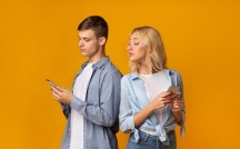 彼の嘘・浮気を見抜くコツ3つ！簡単な質問に質問で返してきたらクロ