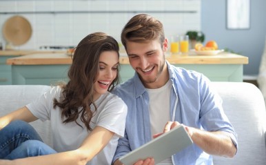 誕生日で占う「カレが喜ぶお家デート」！運命数1のカレとはゲームを