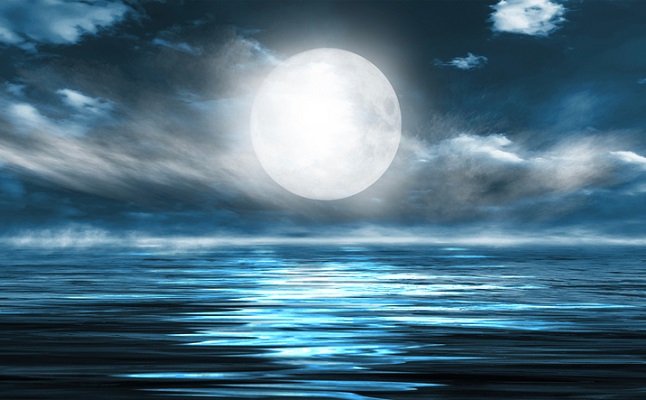 10月1日は「中秋の名月」！月のパワーにあやかる、恋の魔法をお届け
